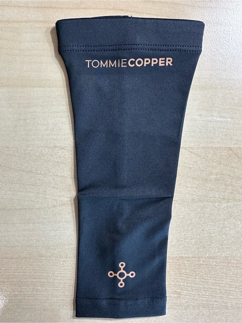 Tommie Copper Compression Elbow Sleeve - NIP